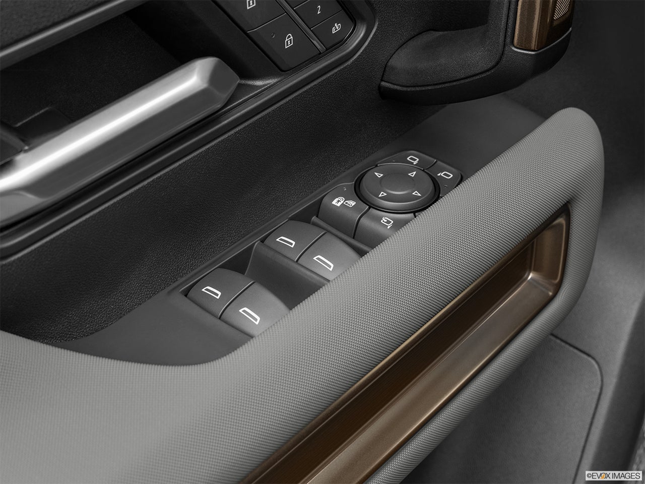 2024 GMC HUMMER EV photo