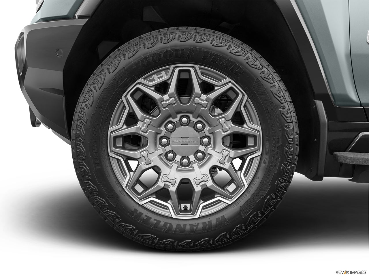 2024 GMC HUMMER EV photo