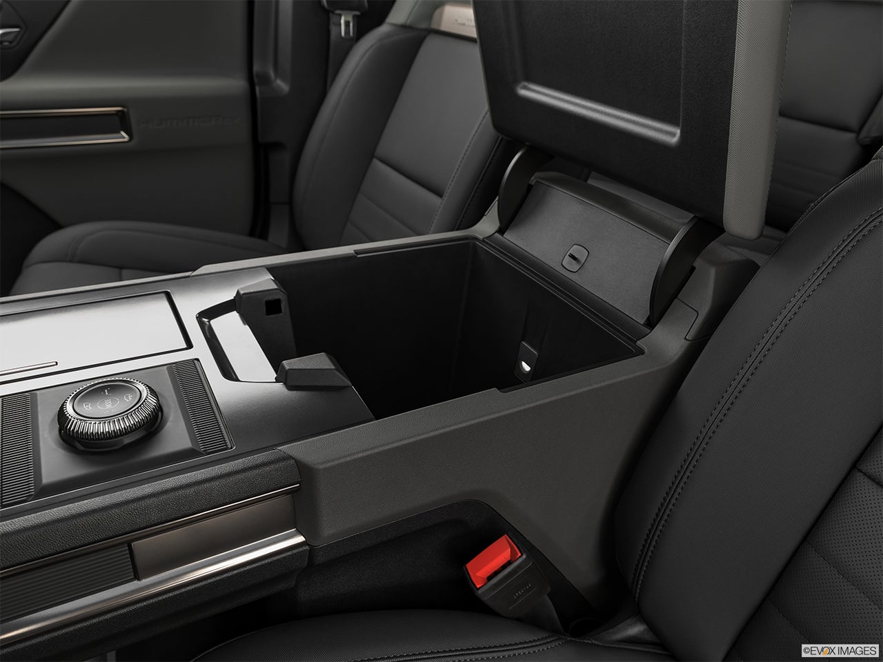 2024 GMC HUMMER EV photo