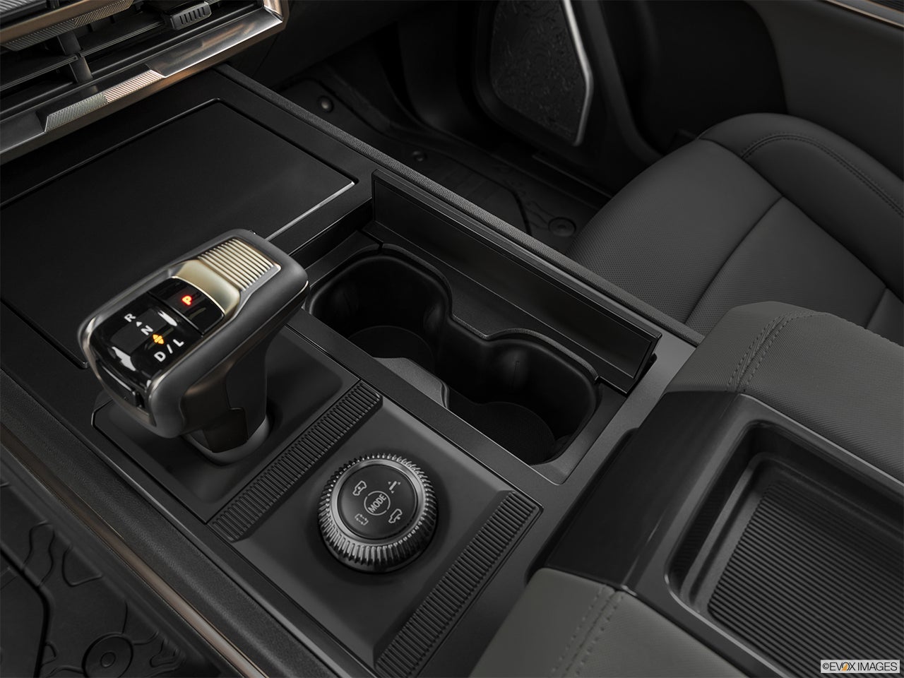 2024 GMC HUMMER EV photo