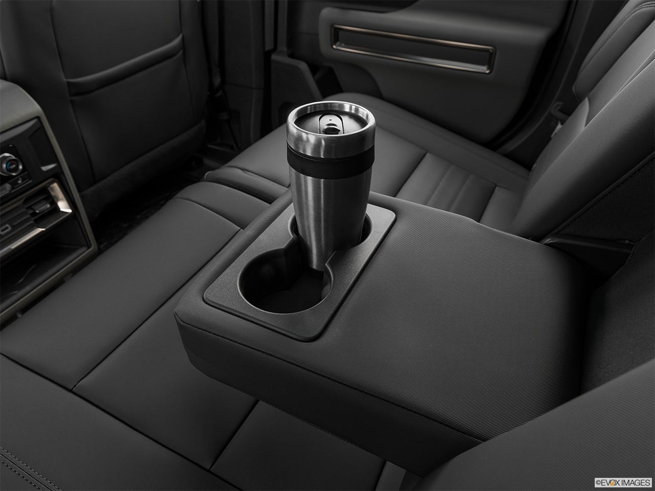 2024 GMC HUMMER EV photo