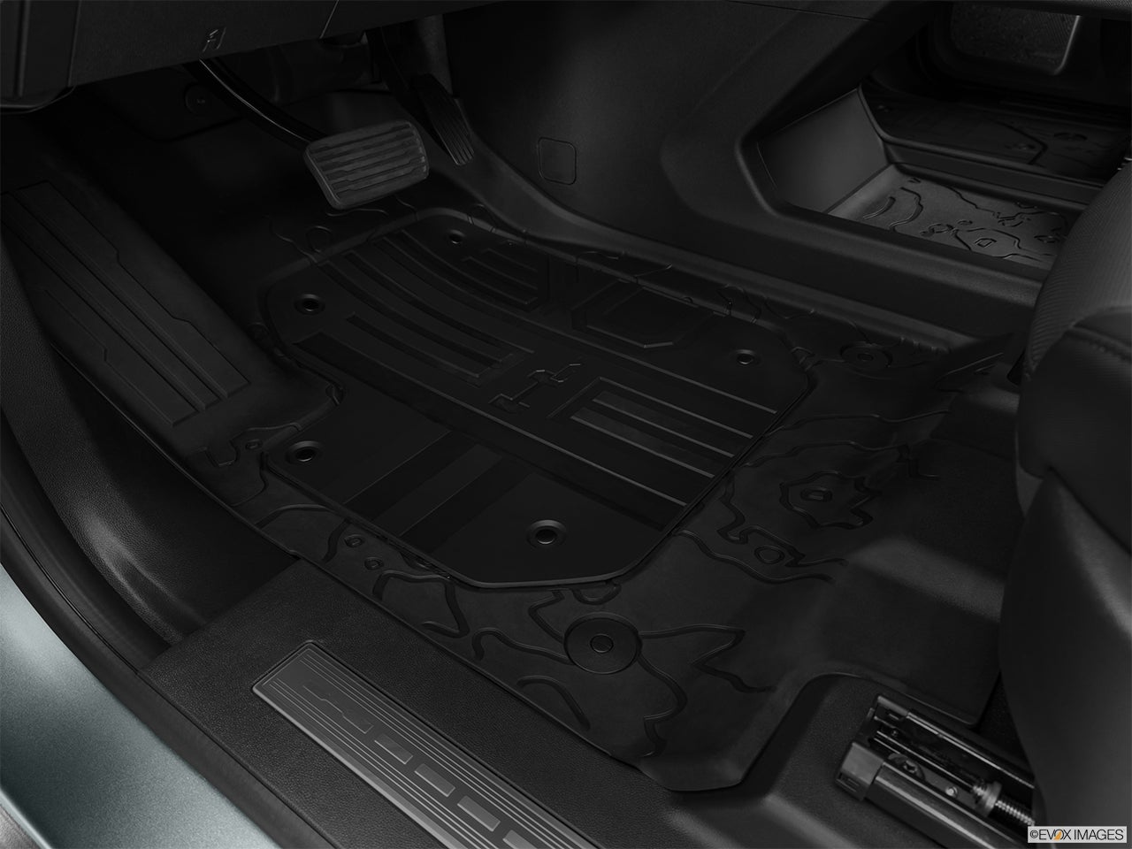 2024 GMC HUMMER EV photo