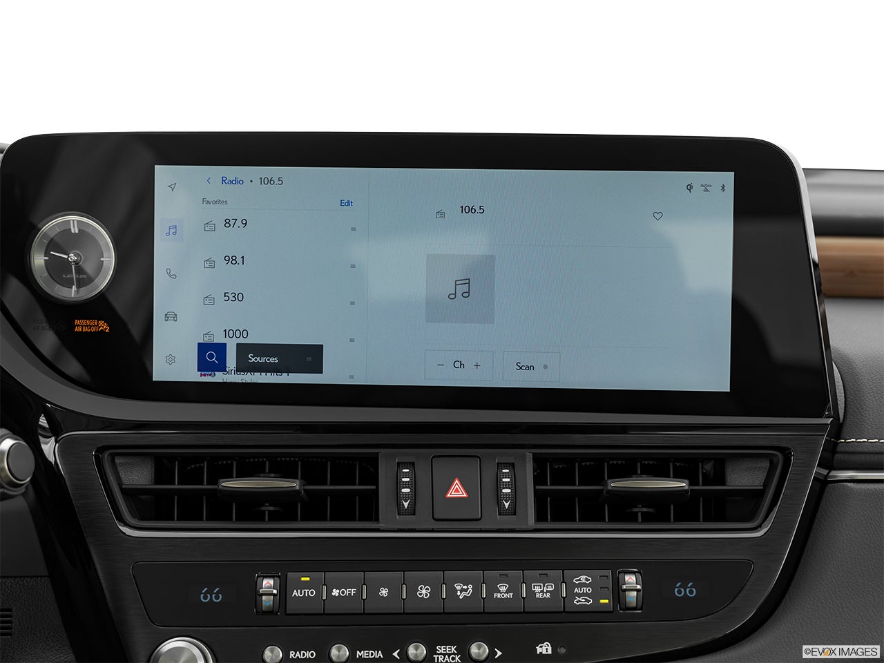 2024 Lexus ES 300h photo