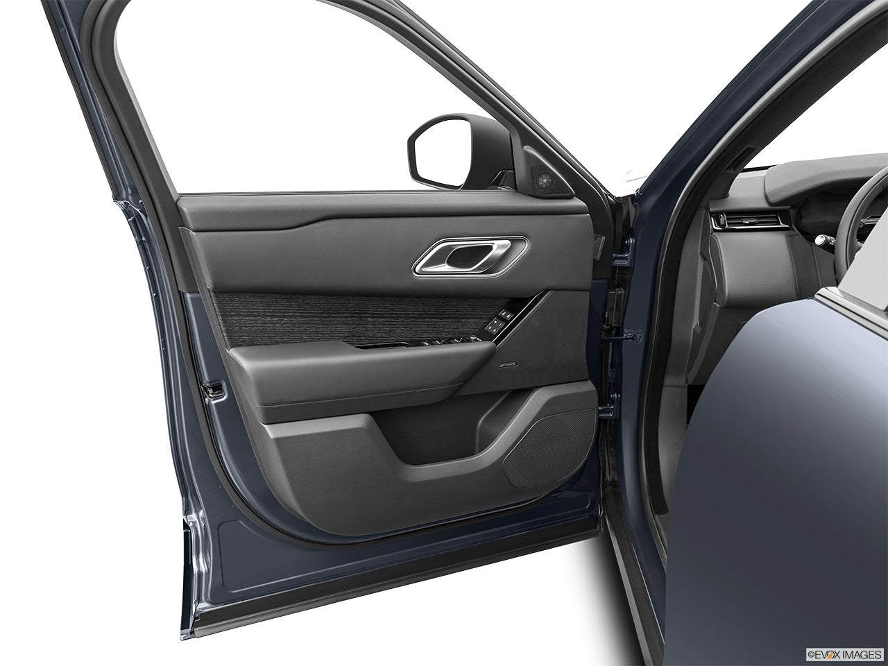 2024 Land Rover Range Rover Velar photo