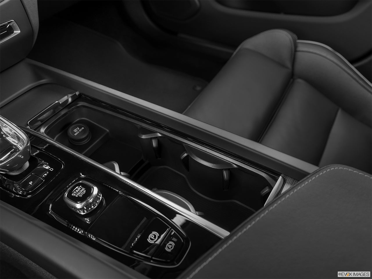 2024 Volvo S60 photo