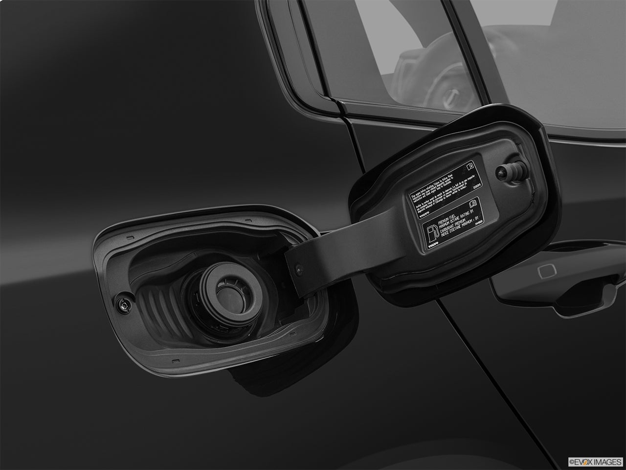 2024 Volvo S60 photo