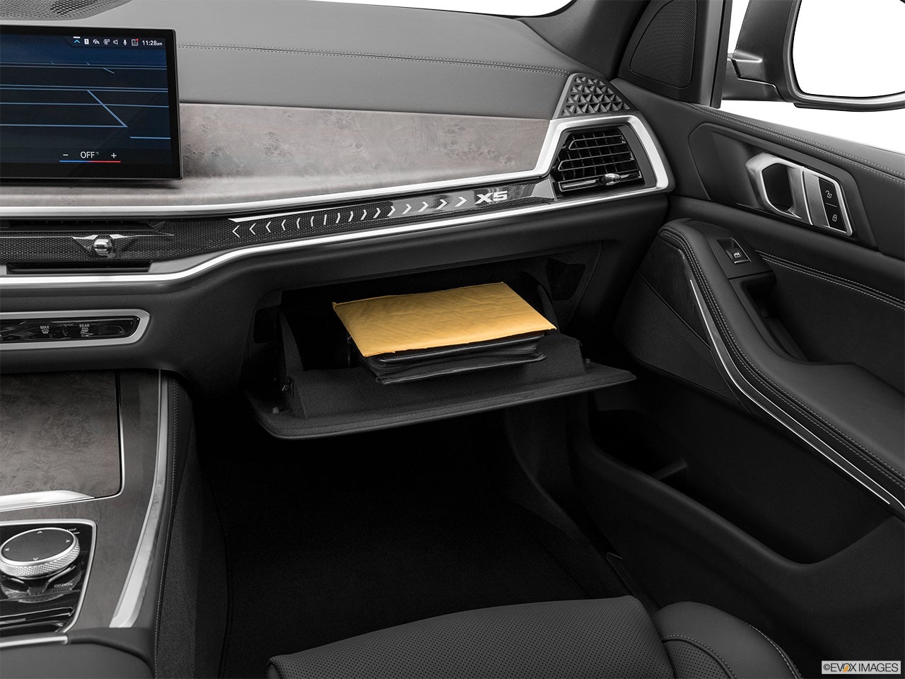 2024 BMW X5 photo