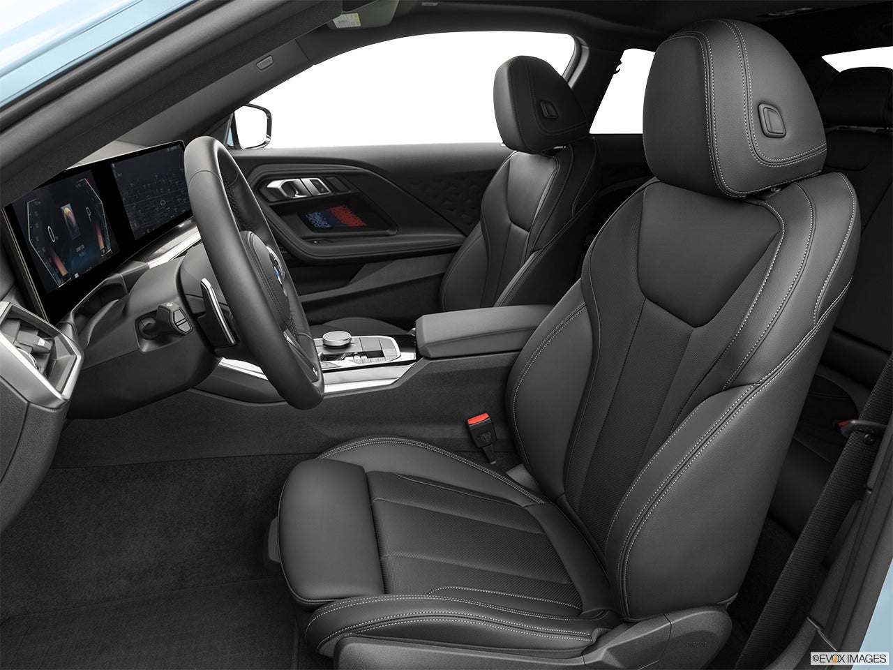 2025 BMW 2 Series photo