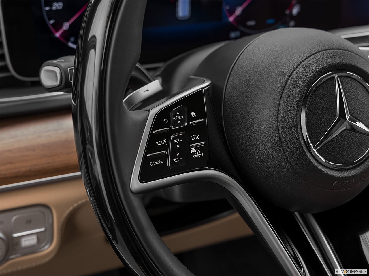 2024 Mercedes-Benz GLE photo