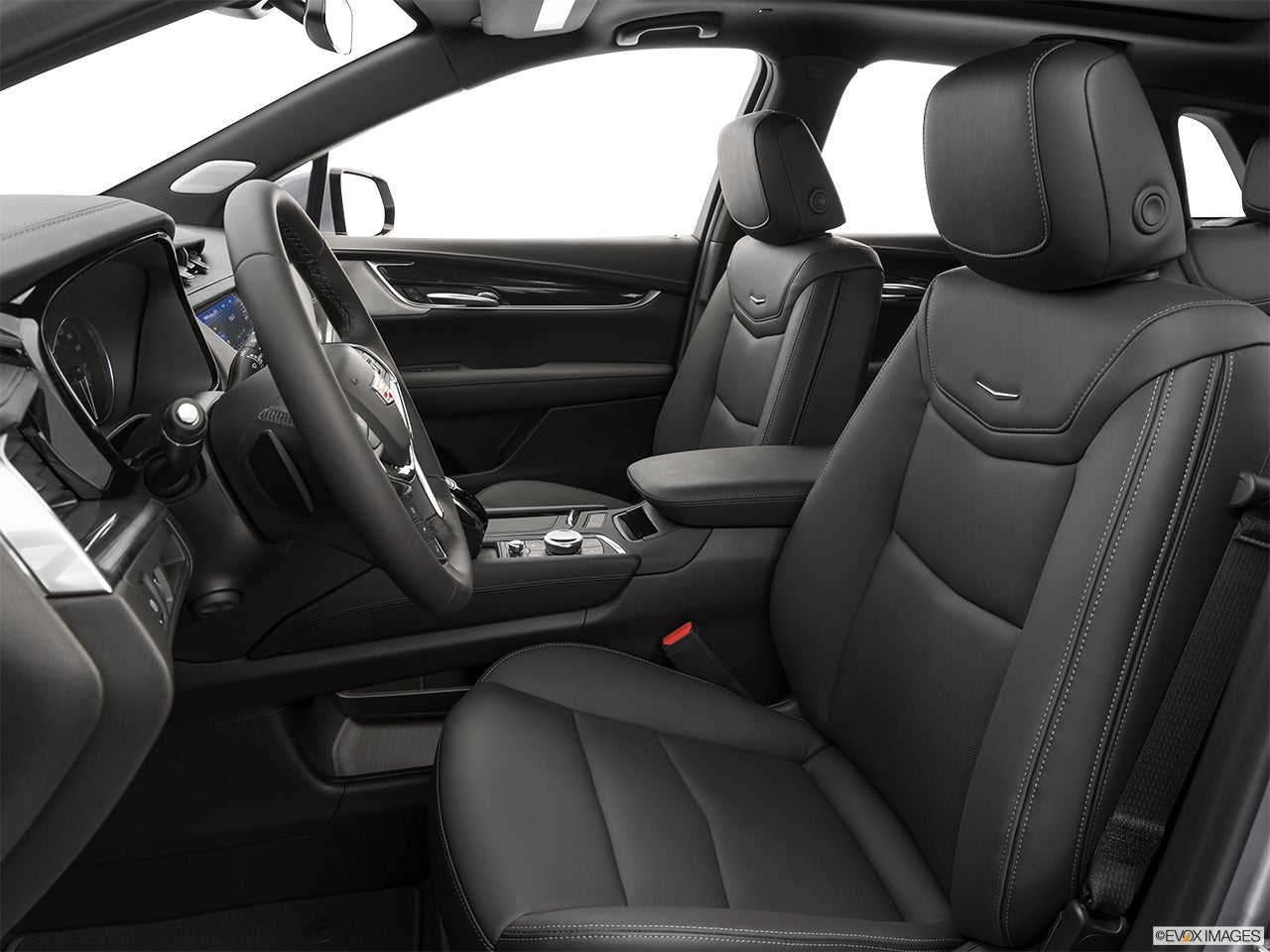 2025 Cadillac XT5 photo