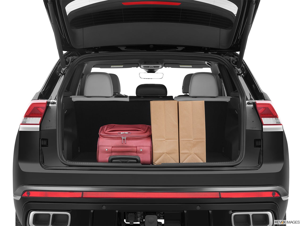 2024 Volkswagen Atlas Cross Sport photo