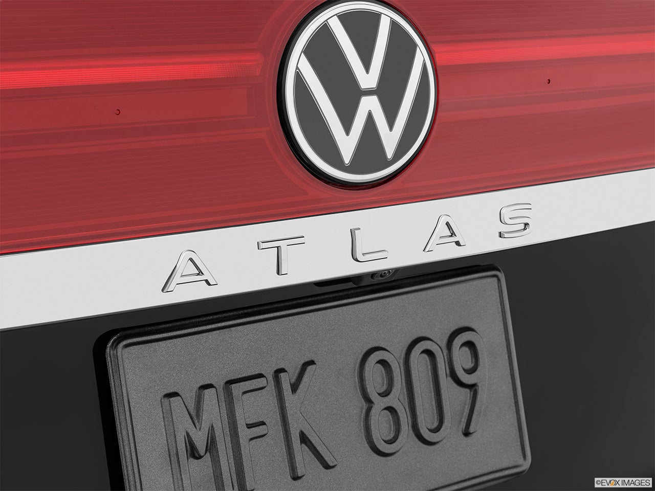 2024 Volkswagen Atlas Cross Sport photo