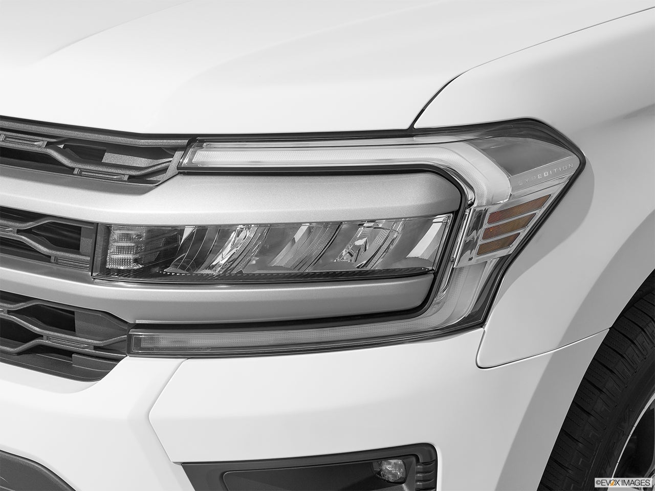 2025 Ford Expedition photo