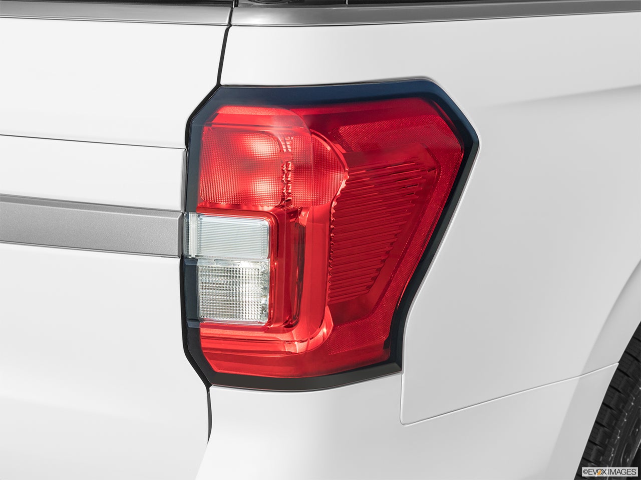 2025 Ford Expedition photo