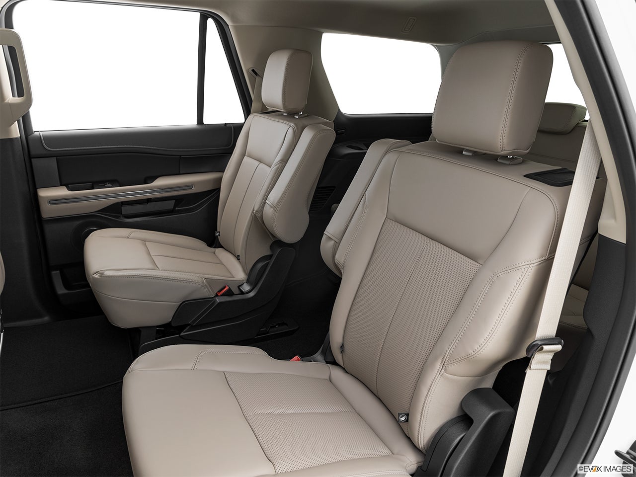 2025 Ford Expedition photo