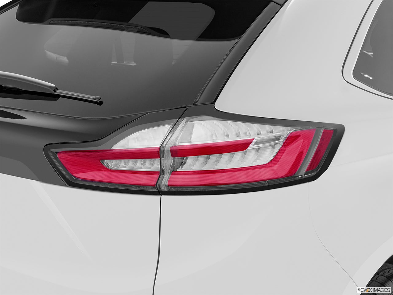 2024 Ford Edge photo