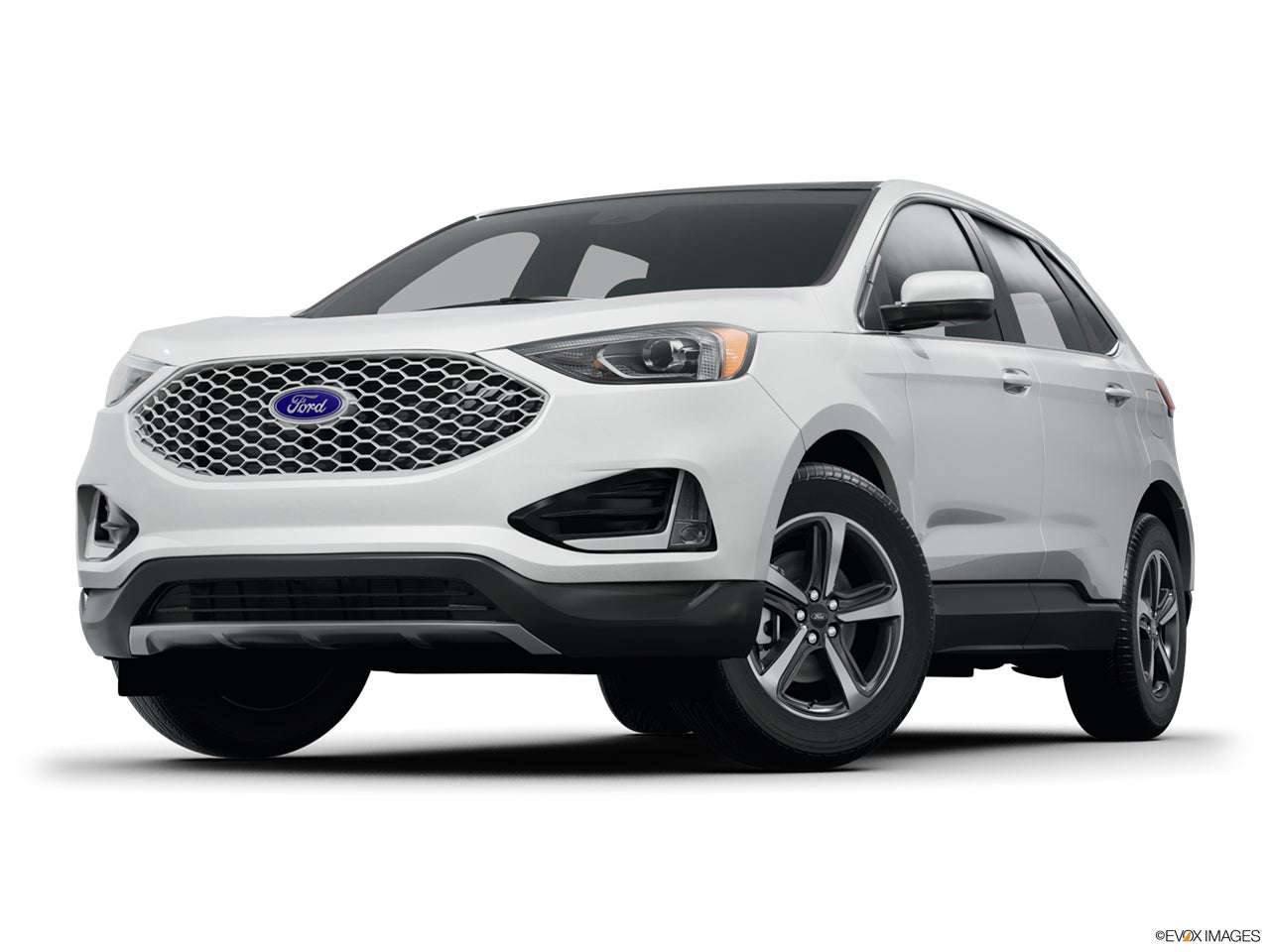 2024 Ford Edge photo