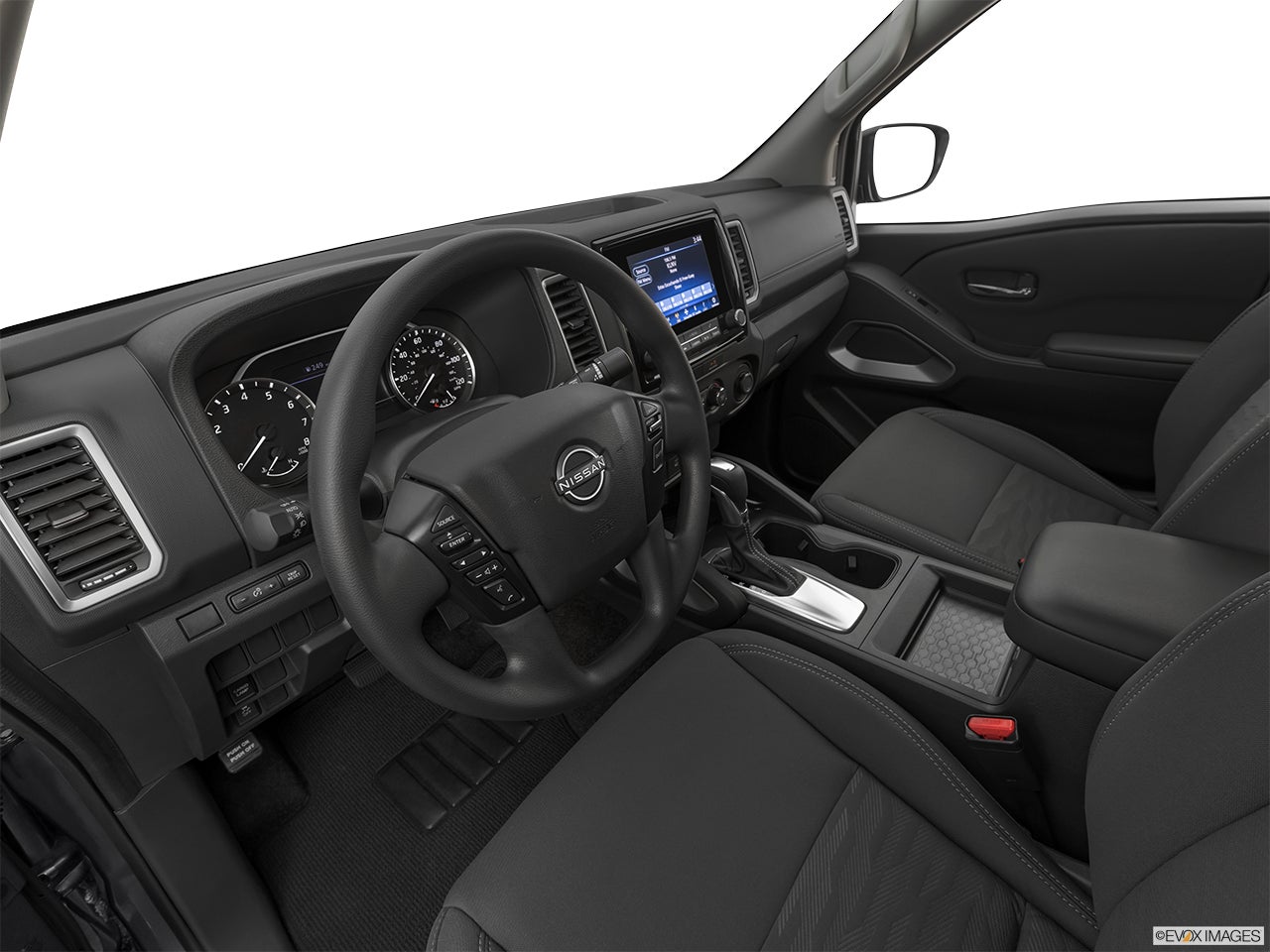2024 Nissan Frontier photo