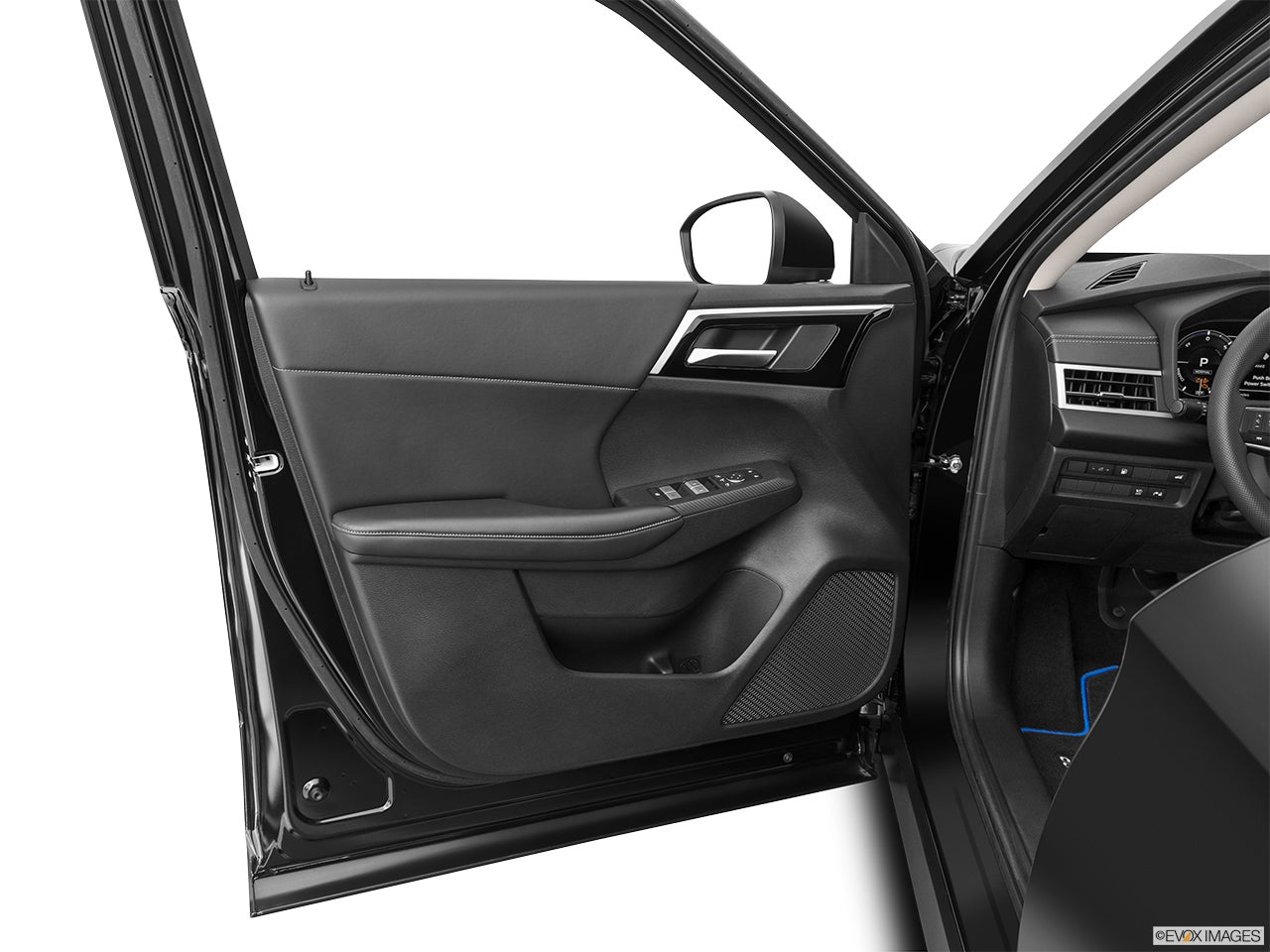 2024 Mitsubishi Outlander PHEV photo
