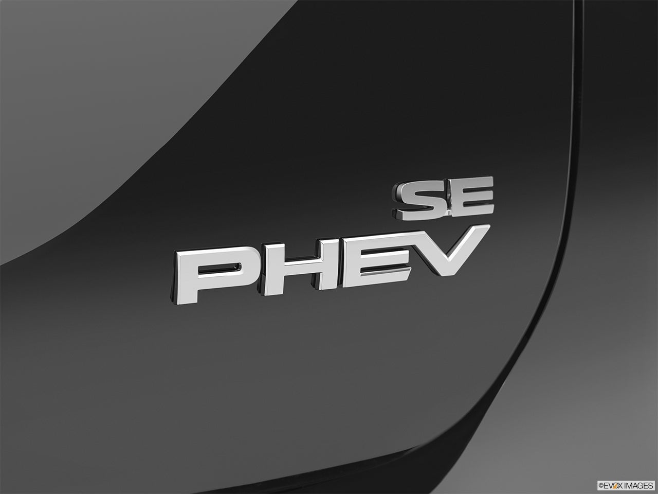 2024 Mitsubishi Outlander PHEV photo