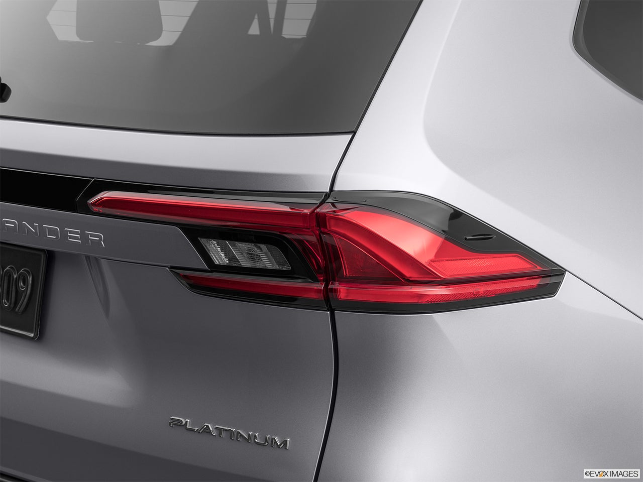 2025 Toyota Grand Highlander Hybrid photo