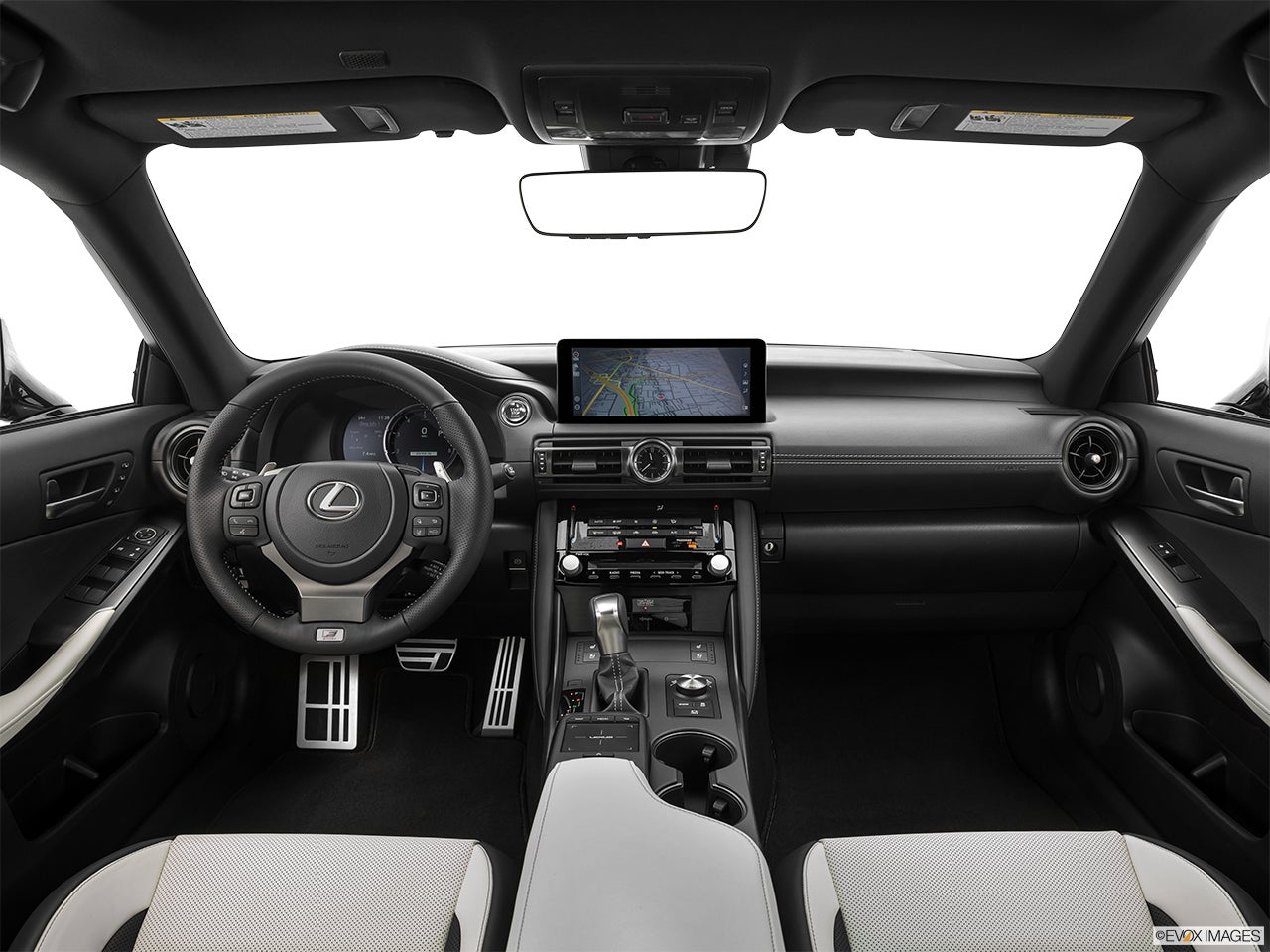 2025 Lexus IS 500 photo
