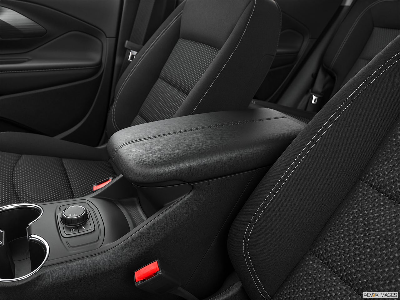 2024 GMC Terrain photo