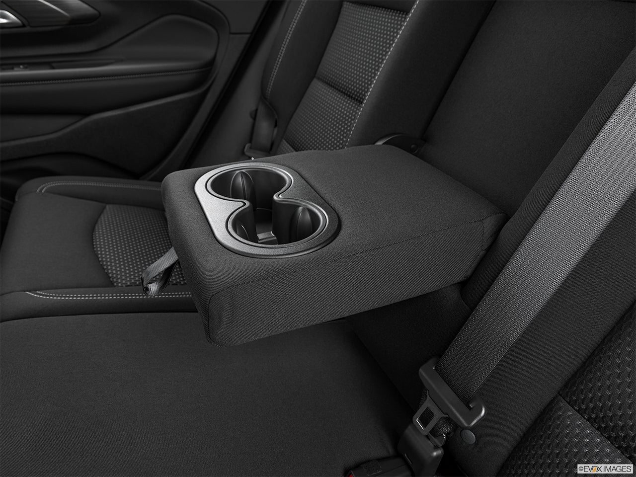 2024 GMC Terrain photo
