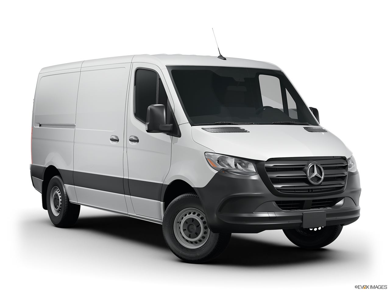 2024 Mercedes-Benz Sprinter photo