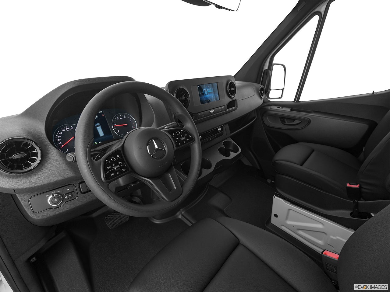2024 Mercedes-Benz Sprinter photo