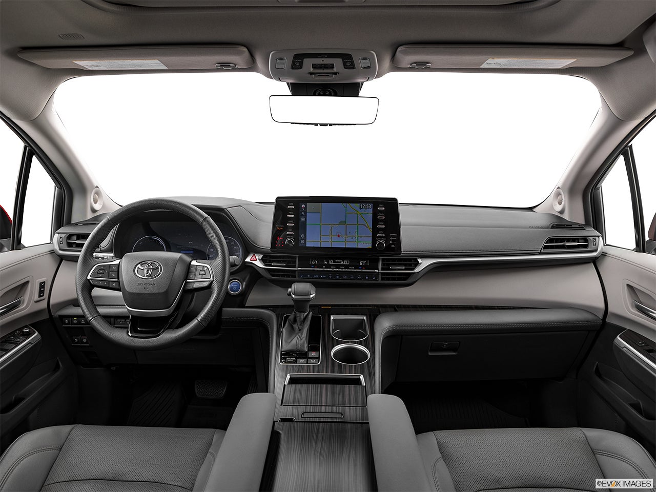 2024 Toyota Sienna photo