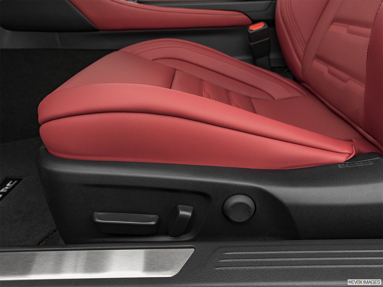 2024 Lexus RC 350 photo