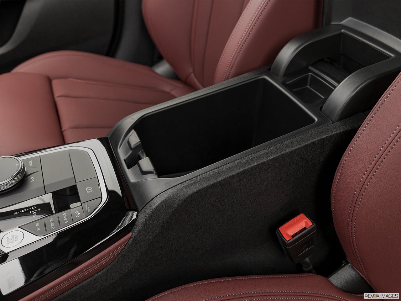 2024 BMW X4 photo