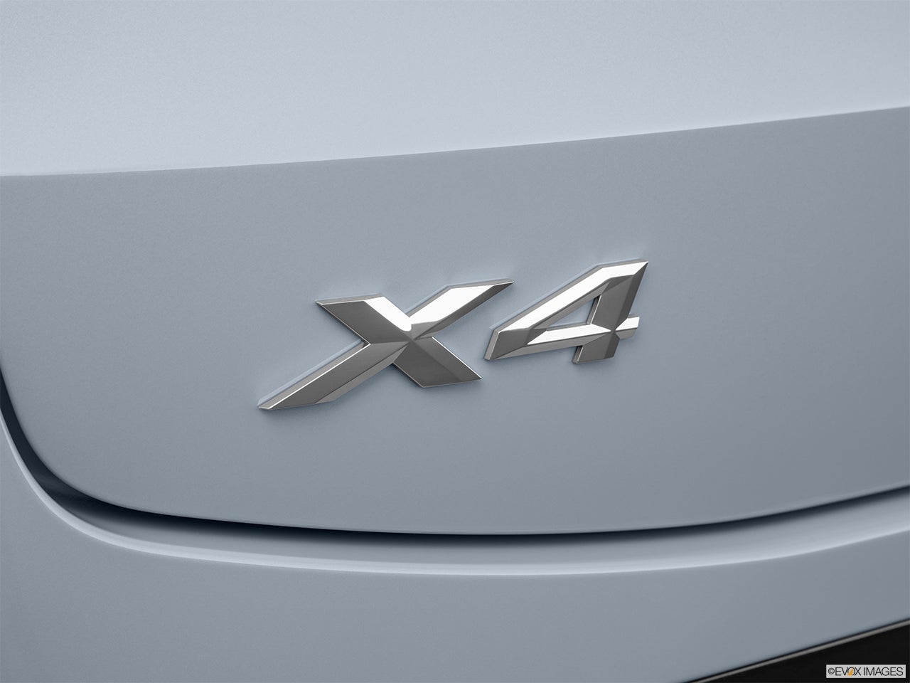 2024 BMW X4 photo