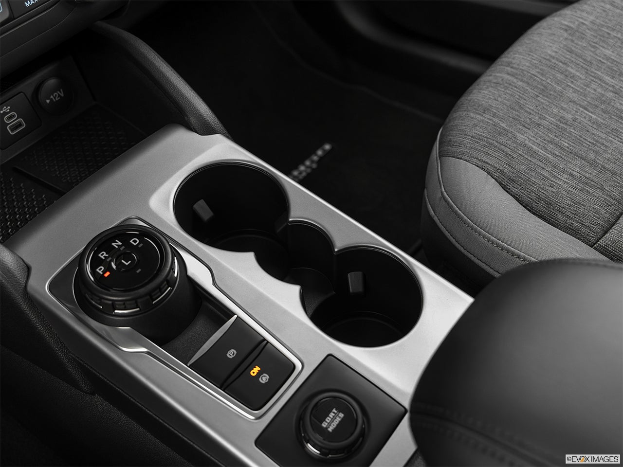 2025 Ford Bronco Sport photo