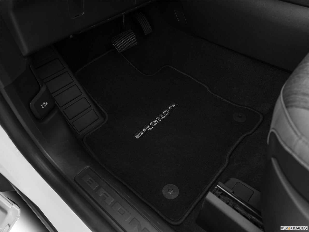 2025 Ford Bronco Sport photo