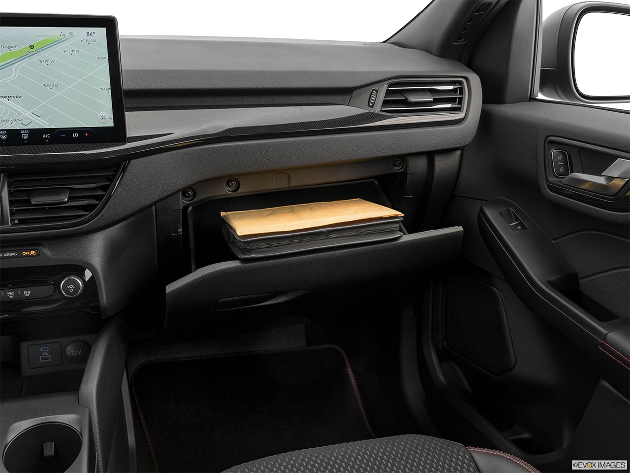 2024 Ford Escape Hybrid photo