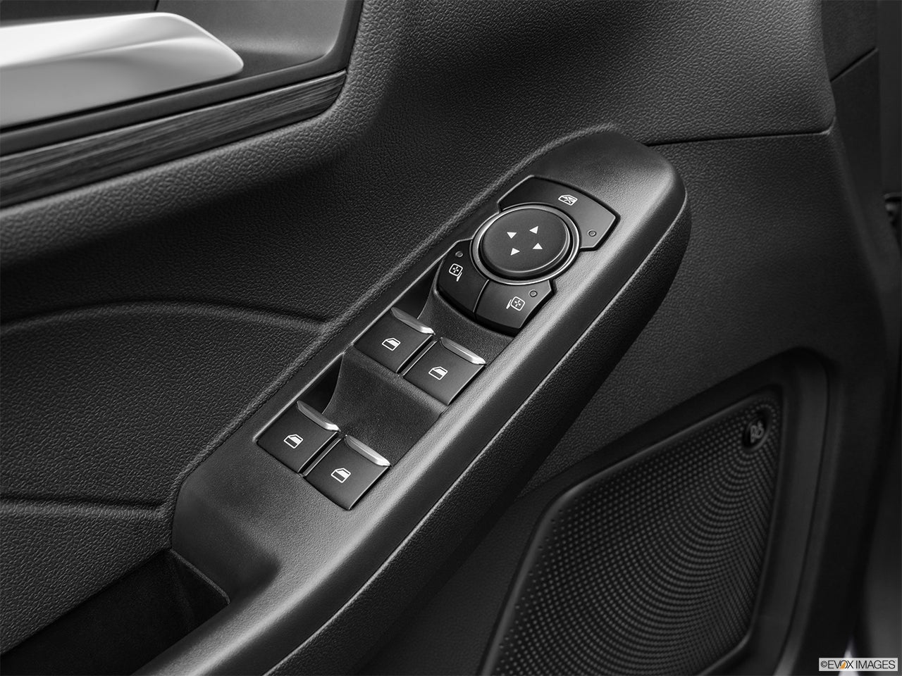 2024 Ford Escape Plug-In Hybrid photo