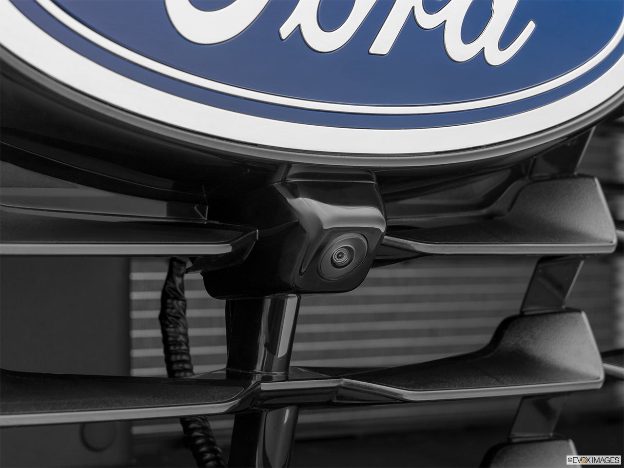 2024 Ford Escape Plug-In Hybrid photo