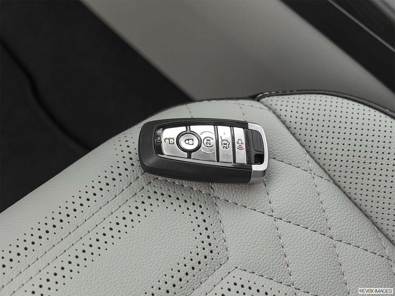 2024 Ford Escape Plug-In Hybrid photo