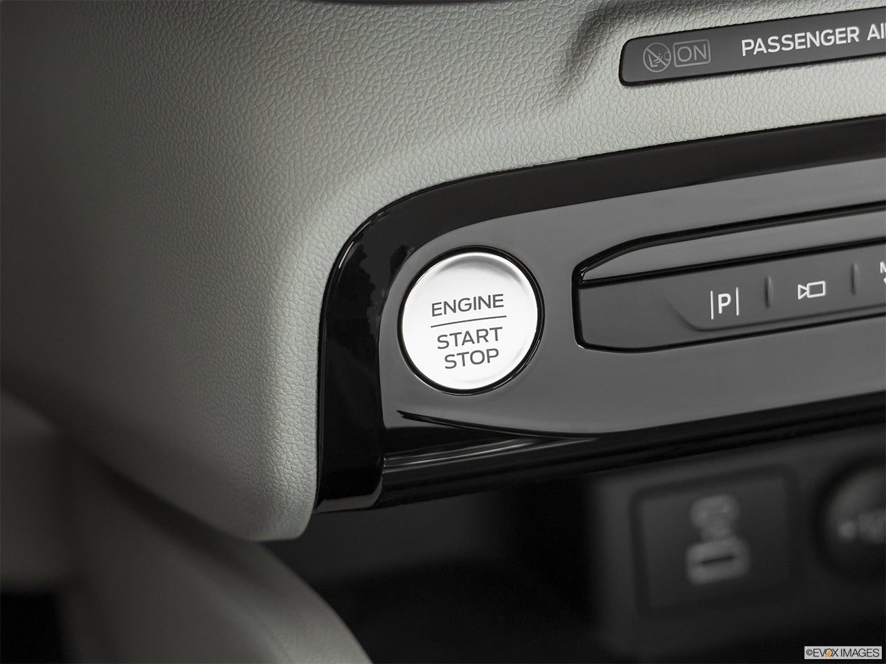 2024 Ford Escape Plug-In Hybrid photo