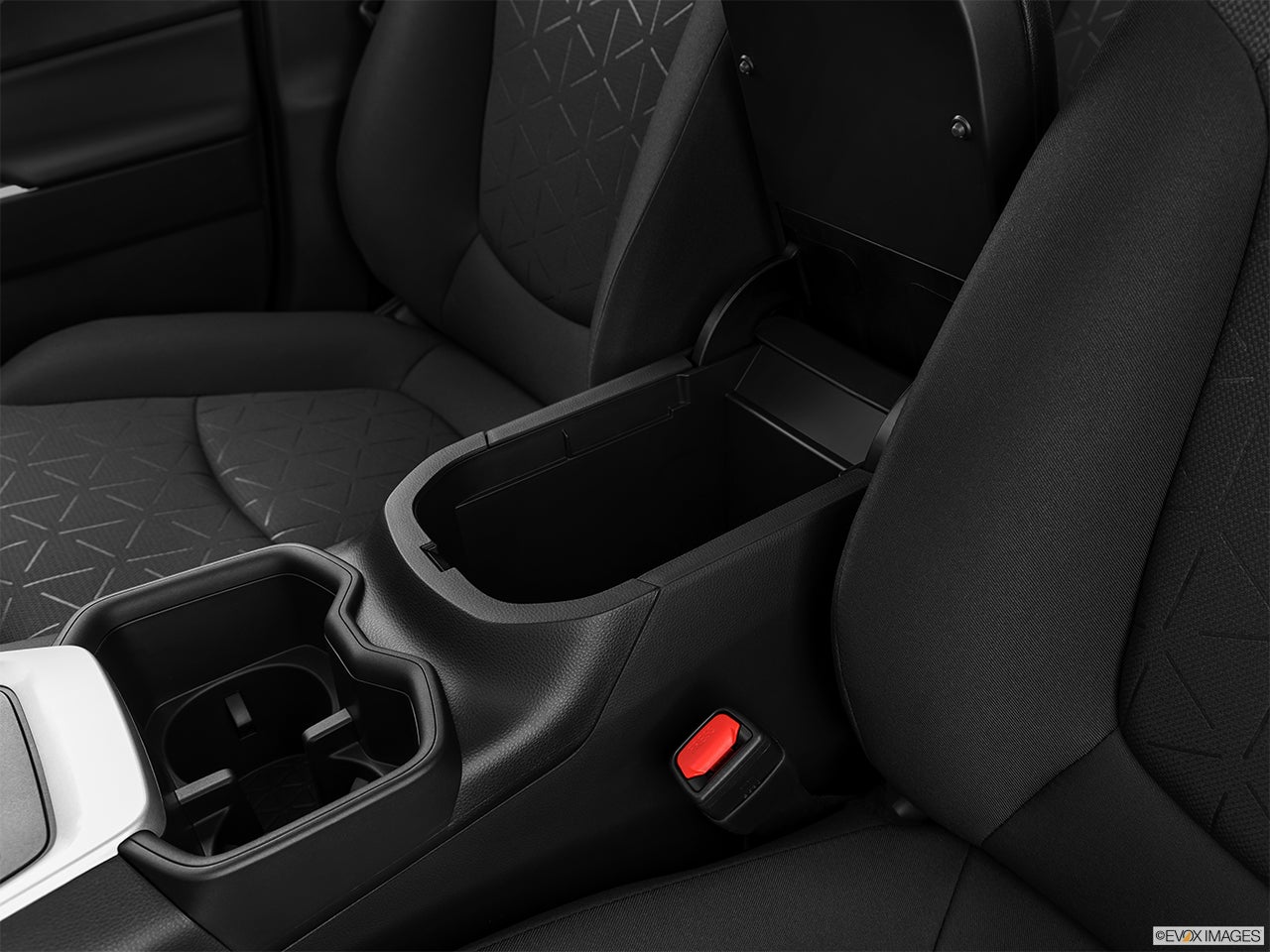 2024 Toyota RAV4 photo