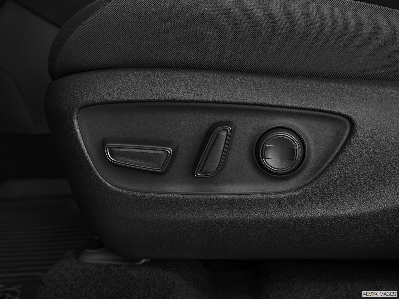 2024 Toyota RAV4 photo
