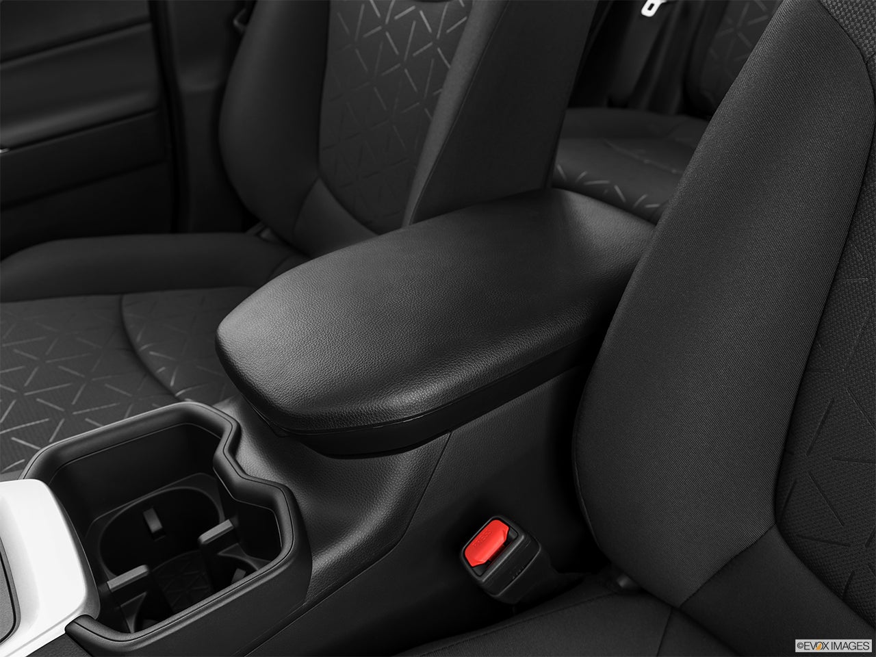 2024 Toyota RAV4 photo