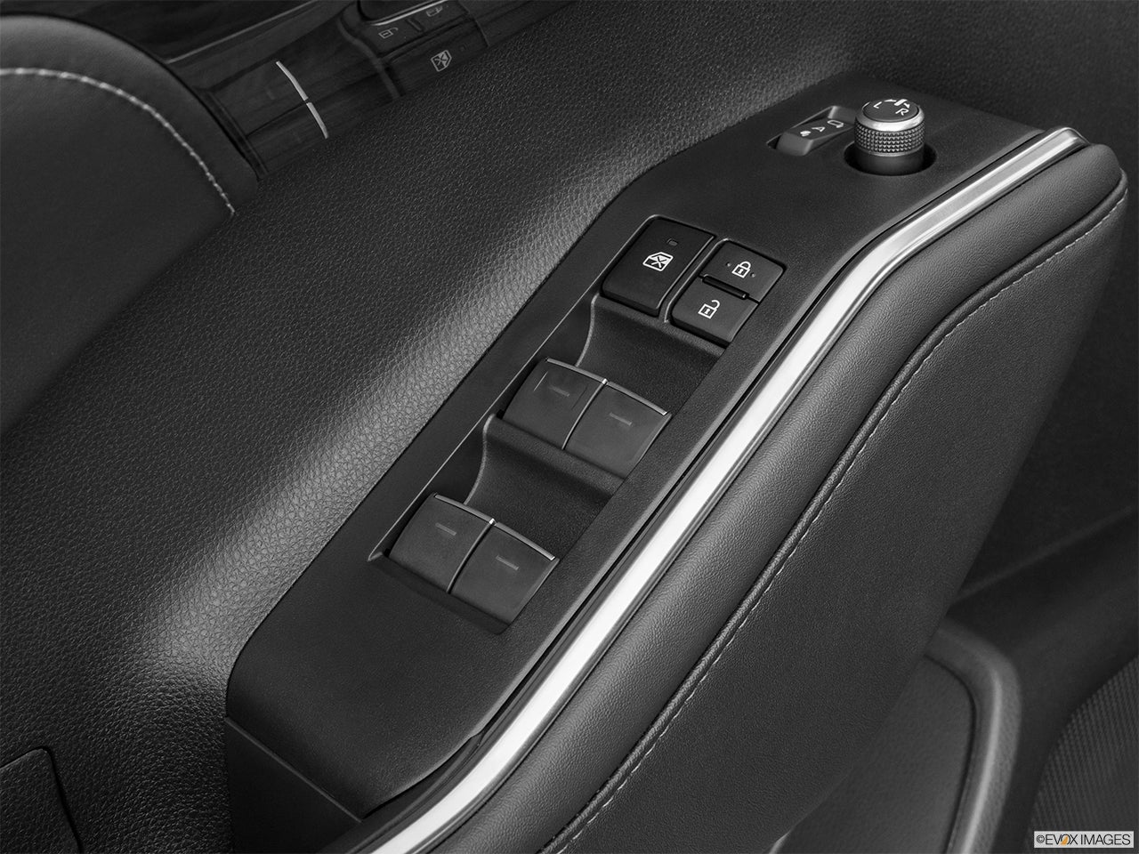 2024 Toyota Highlander Hybrid photo