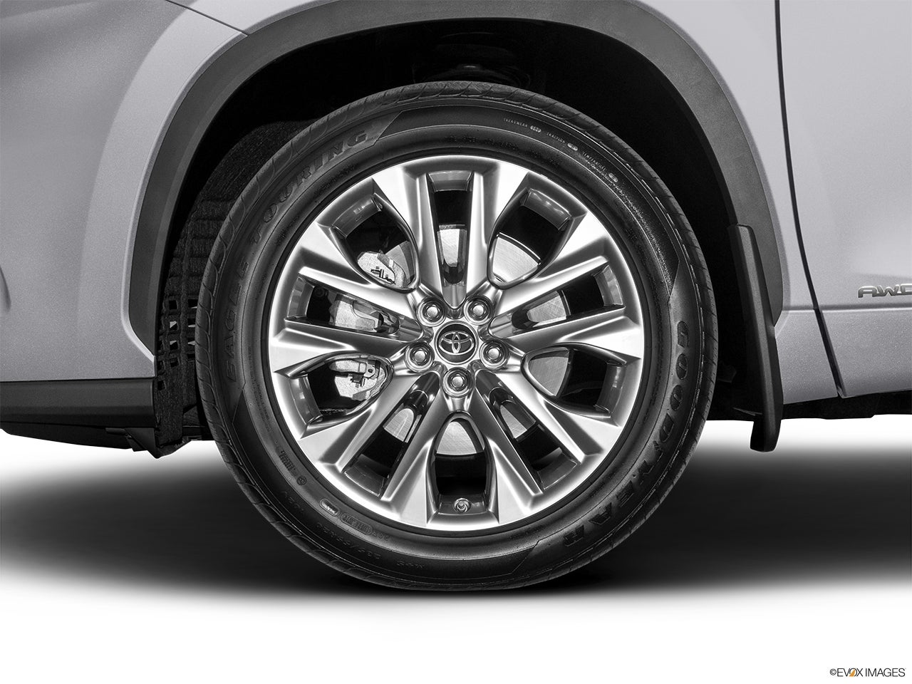 2024 Toyota Highlander Hybrid photo