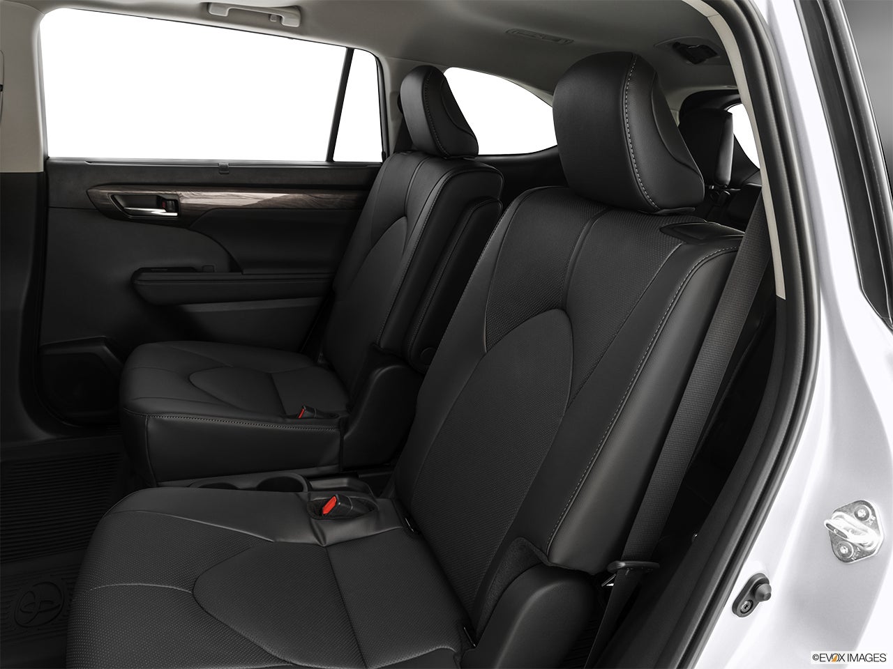 2024 Toyota Highlander Hybrid photo
