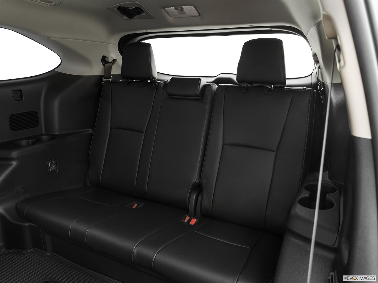 2024 Toyota Highlander Hybrid photo