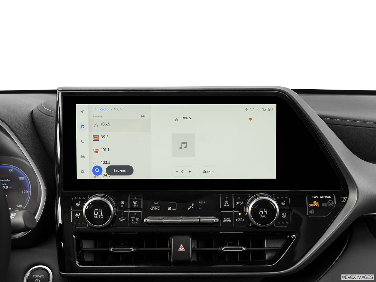 2024 Toyota Highlander Hybrid photo