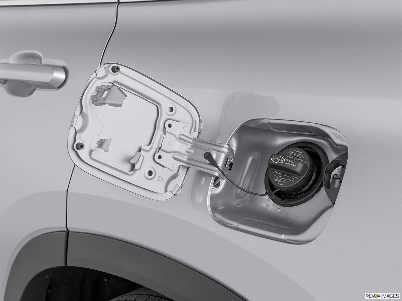 2024 Toyota Highlander Hybrid photo